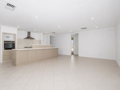 12 Randwick Bend, Harrisdale