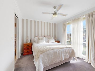 2 Arnica Close, Hampton Park