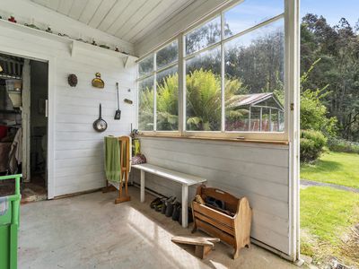 186 New Road, Franklin
