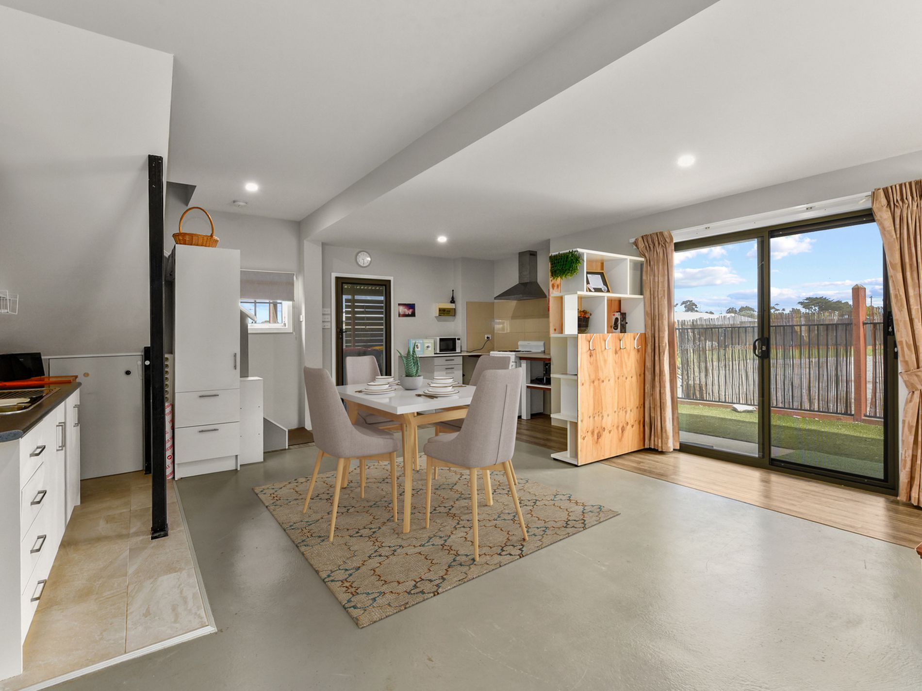 16 Harley Street, Allendale East