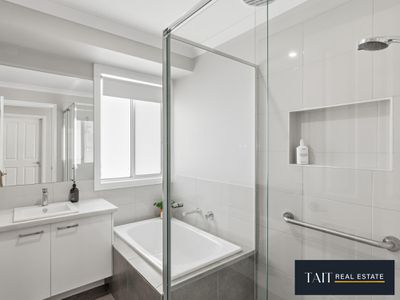 4 McGregor Street, Eldorado