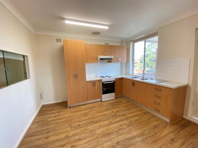 1 / 235 Belmore Road, Riverwood