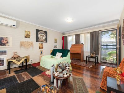 1 / 2 Worwong Avenue, Somerville