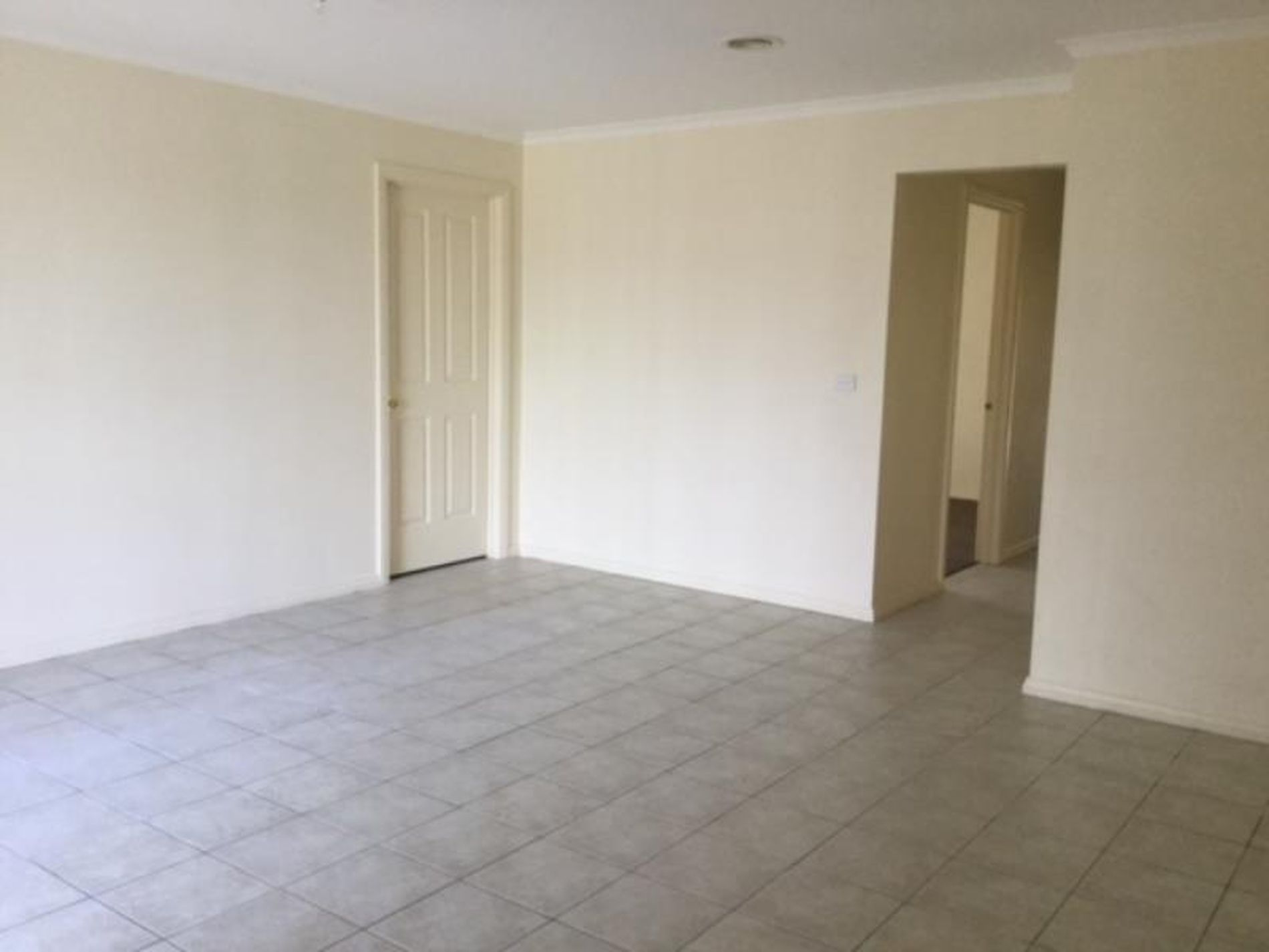 1 / 23 Barrot Avenue, Hoppers Crossing