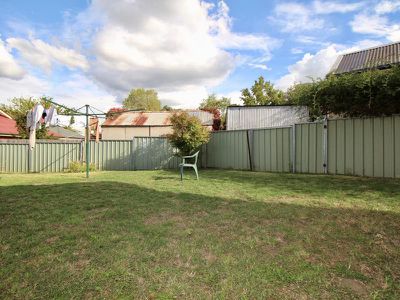 2 / 28 Torch Street, South Bathurst