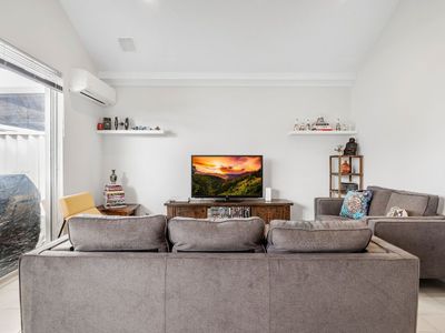 57 Eastwall Parkway, Butler