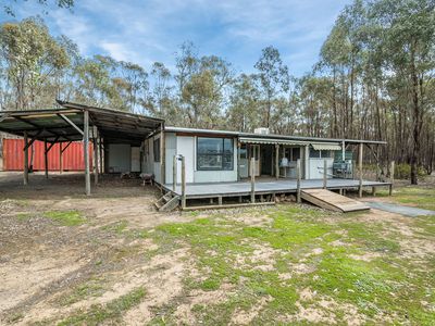 175 Chamberlain Road, Heathcote