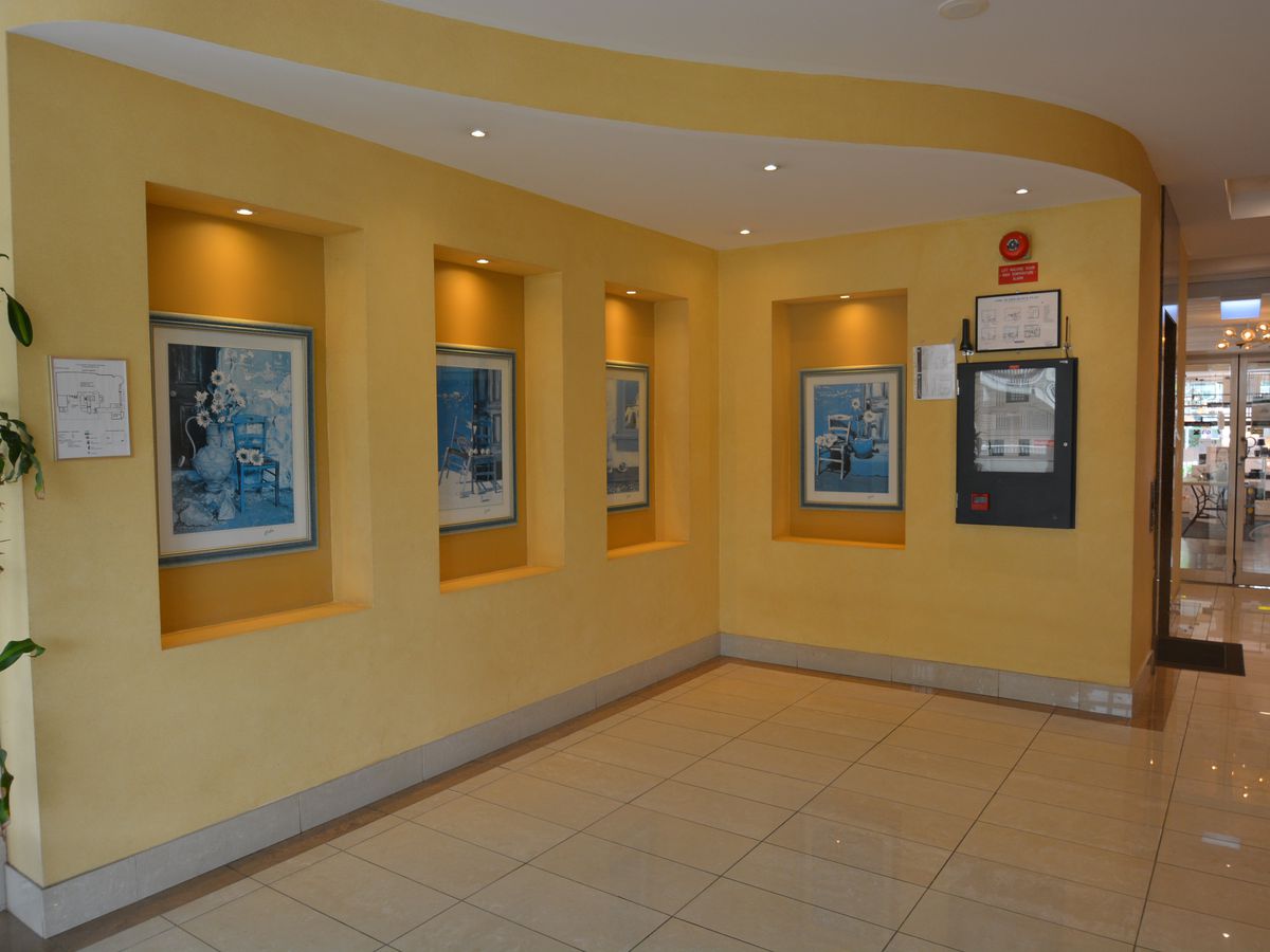 gallery