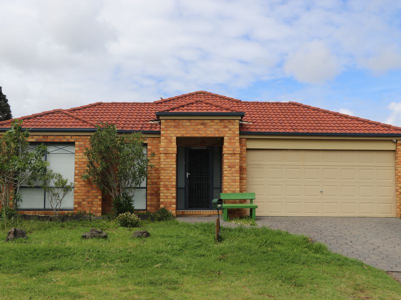 18 Sandalwood Grove, Carrum Downs