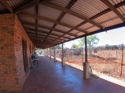 11 Decastilla Street, Minyirr
