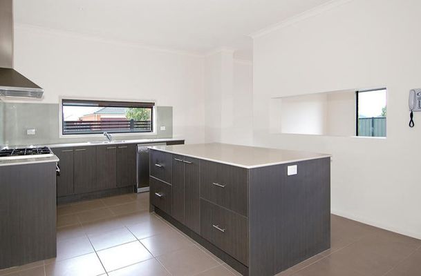 87 Northumberland Circuit, Craigieburn