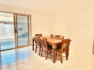 8 Lido Court, Epping