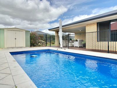 24 Lemon Gum Drive , Baldivis