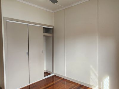 11 Alexandra Street, Booval