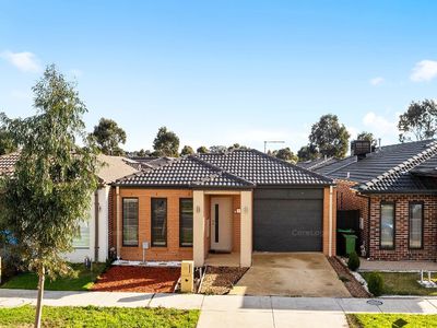 25 Marrone Boulevard, Cranbourne East