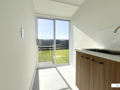 3 Brumlow Way, Lakelands