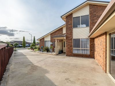 3 Dafnis Drive, Newnham