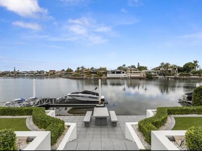 7 Volante Crescent, Mermaid Waters