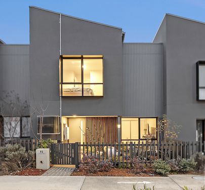 93 HAYTON PARK BOULEVARD, Cranbourne West