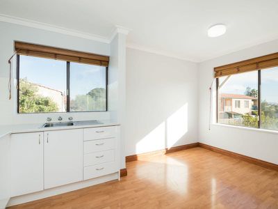 16/61 Stanley Street, Scarborough