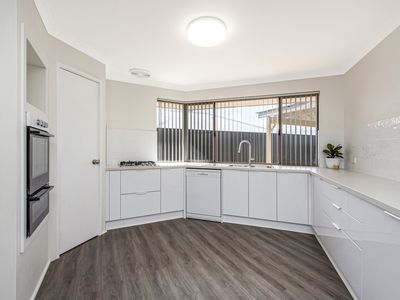 28 L'Esterel Way, Port Kennedy