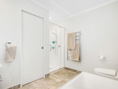11 Munford Lane, Riverhead