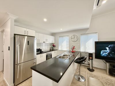 17 / 1 Links Court, Urraween
