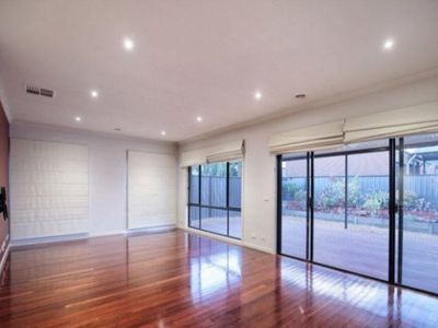 37 Middlesborough Drive, Craigieburn