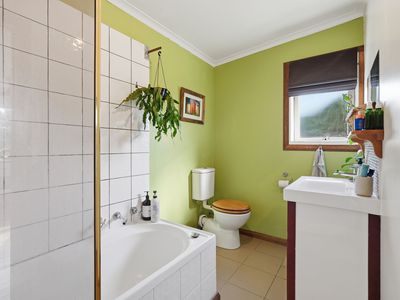 76 Carlton Beach Road, Dodges Ferry