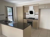 21 / 18 Diane Court, Calamvale