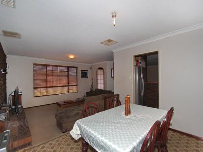 4 St John Grove, Kalgoorlie