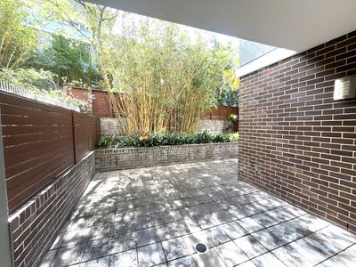 84 / 54A Blackwall Point Road, Chiswick