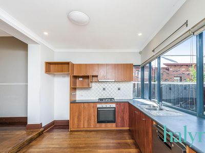 64 London Street, North Perth