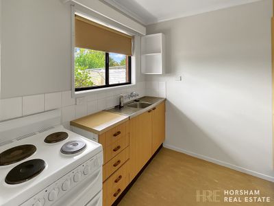 7 Shalom Place, Horsham