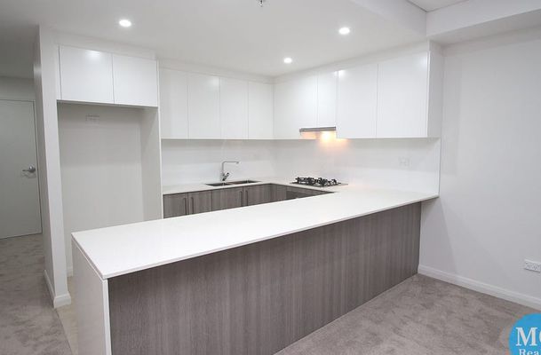 90 / 6-14 Park Road, Auburn