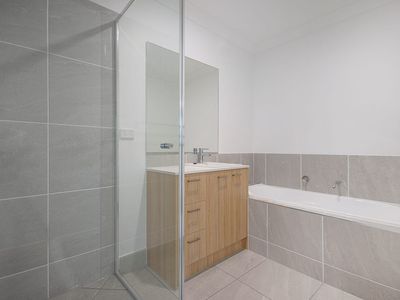 4 Octagonal Crescent, Beaudesert