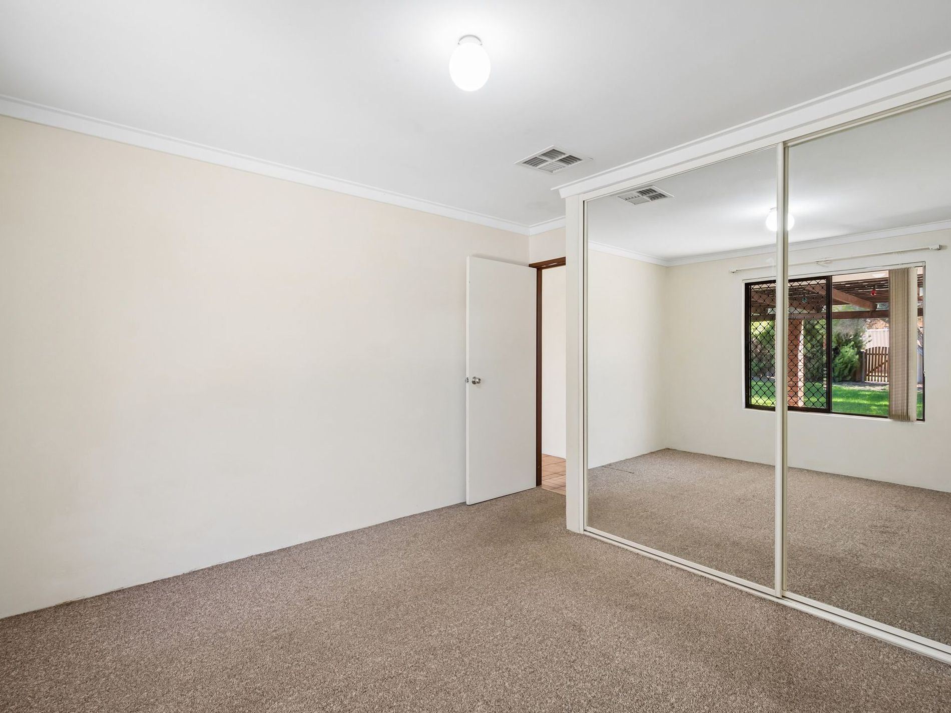 8 Grande Way, Beechboro