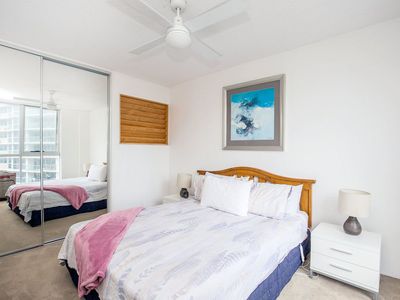 8/21 Clifford Street, Surfers Paradise