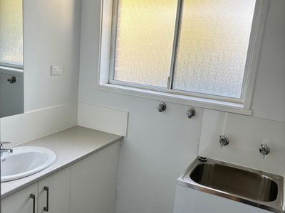 6 / 23 Tallarook Street, Seymour