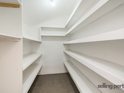 28 Haring Green, Atwell