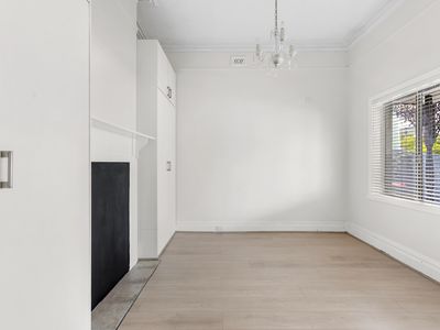 52 Raleigh Street, Footscray