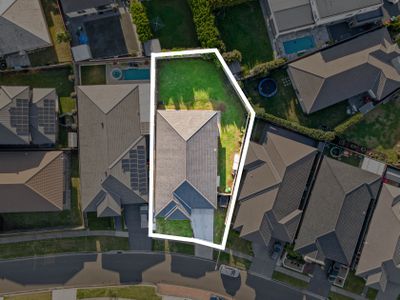 56 William Buckley Drive, Carnes Hill