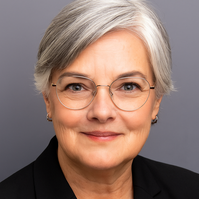 Lynda Botsis