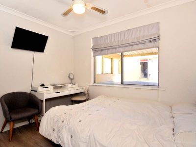 34 Hawker Street , Safety Bay