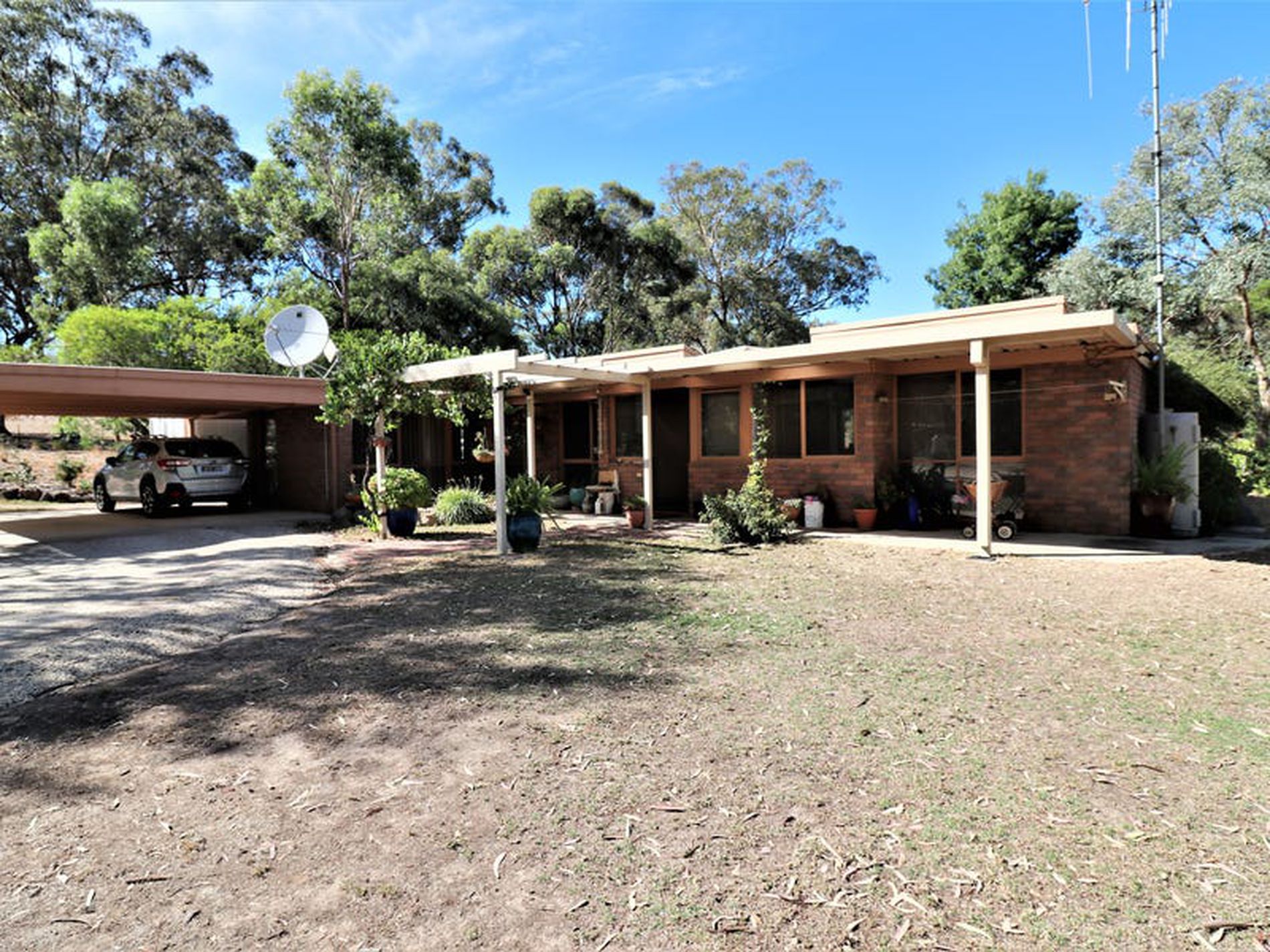 600 Telegraph Rd, Seymour