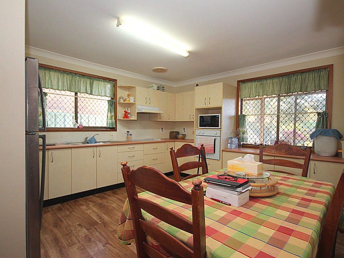 17 Elizabeth Avenue, Lemon Tree Passage, Lemon Tree Passage - Thumbnail 5