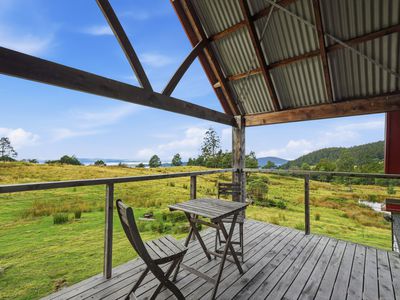 338 Dulcia Road, Gordon