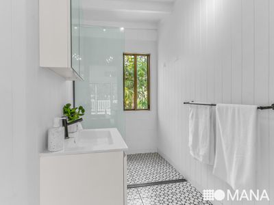 33 Robin Street, South Golden Beach