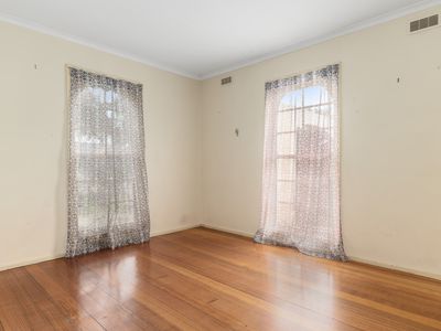 51 Armstrongs Road, Seaford
