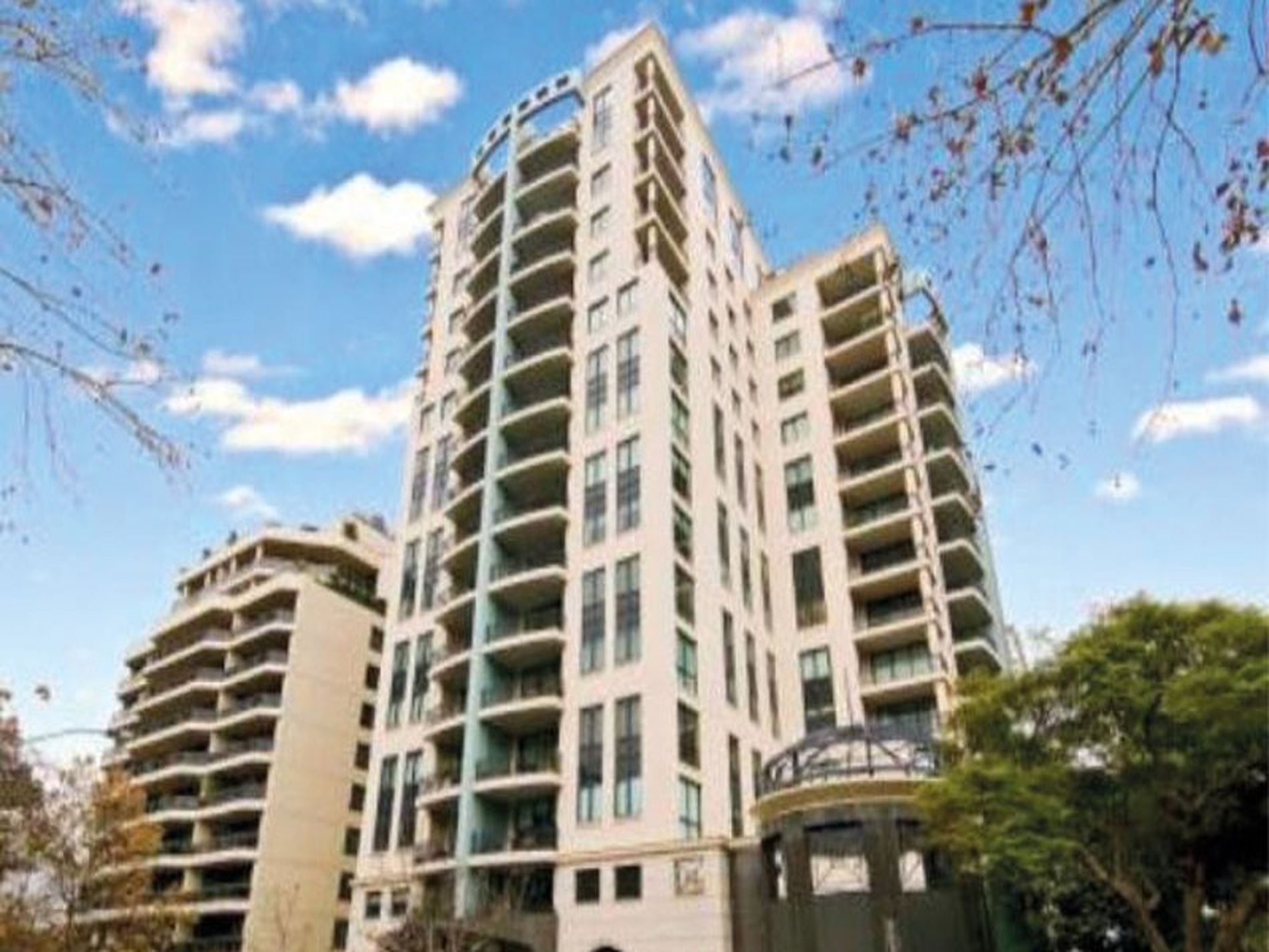 24 / 237 Miller Street, North Sydney